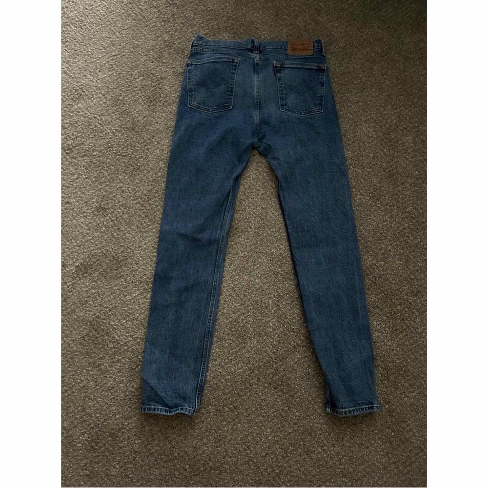 Men’s Levi jeans